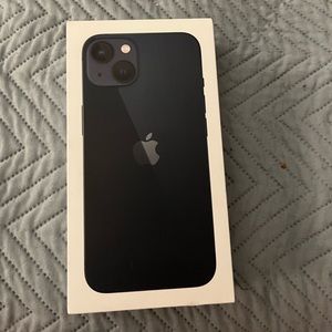 IPhone 13 lavender color